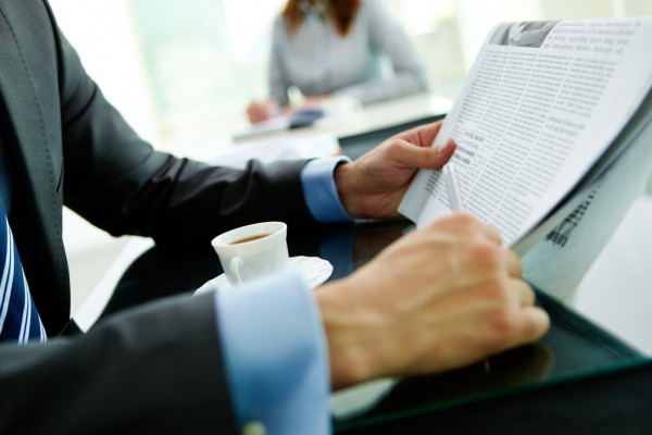 Рогофф считает, что доллар переоценен на 20%, и ...